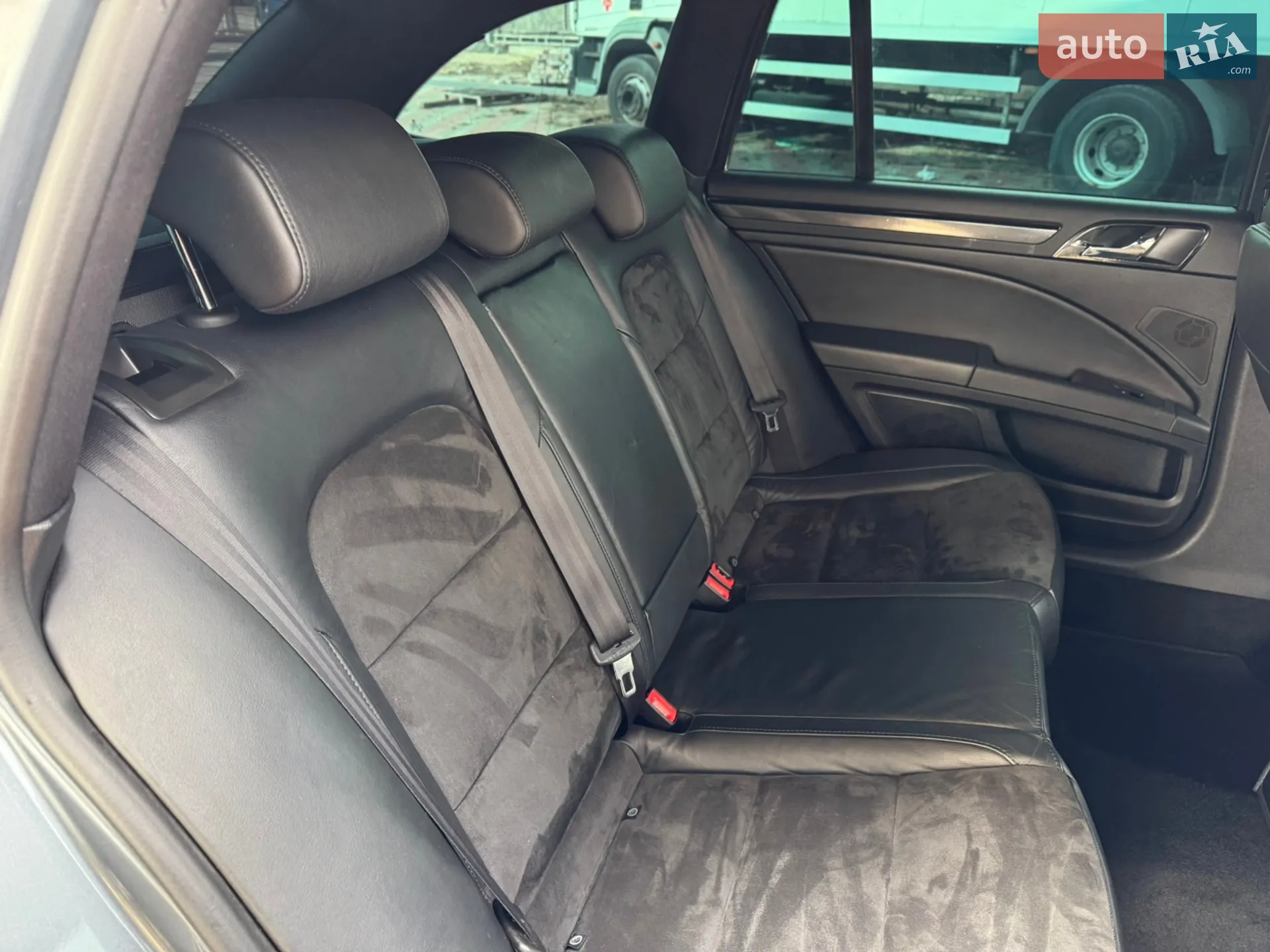 2011 Skoda Superb - мініатюра 52
