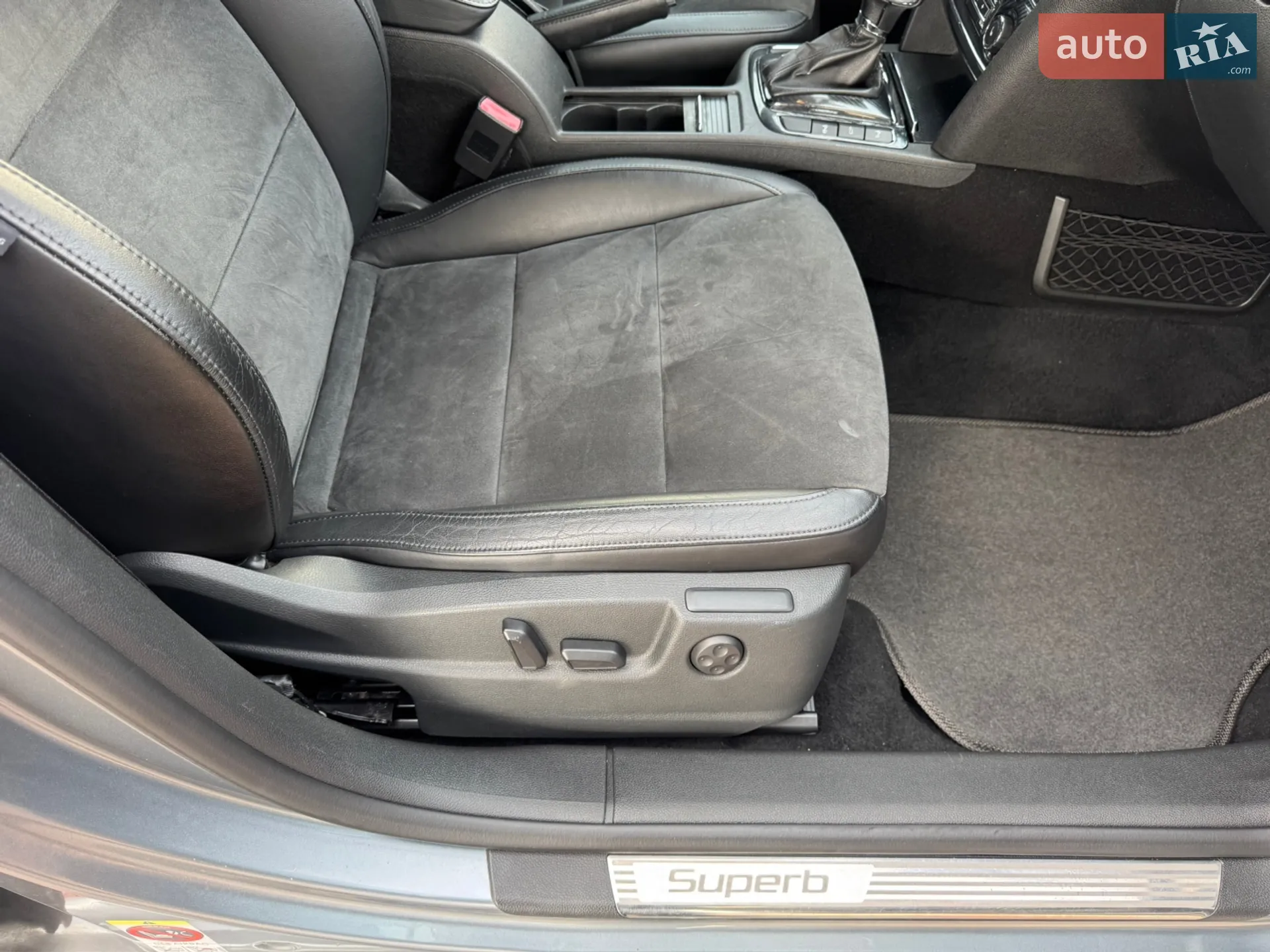 2011 Skoda Superb - мініатюра 58