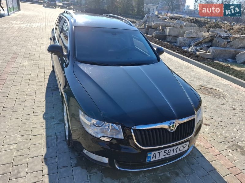 Універсал Skoda Superb 2011 в Івано-Франківську