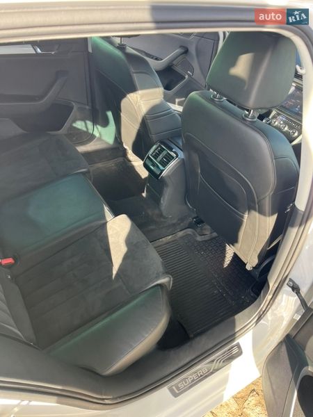 Універсал Skoda Superb 2018 в Тернополі