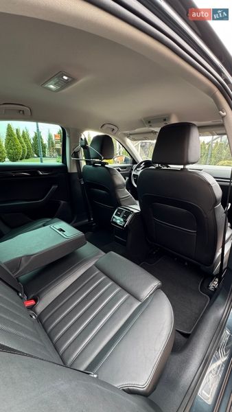 Ліфтбек Skoda Superb 2016 в Стрию