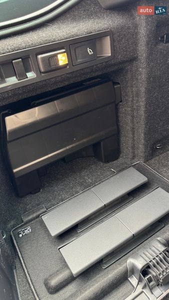 Ліфтбек Skoda Superb 2016 в Стрию