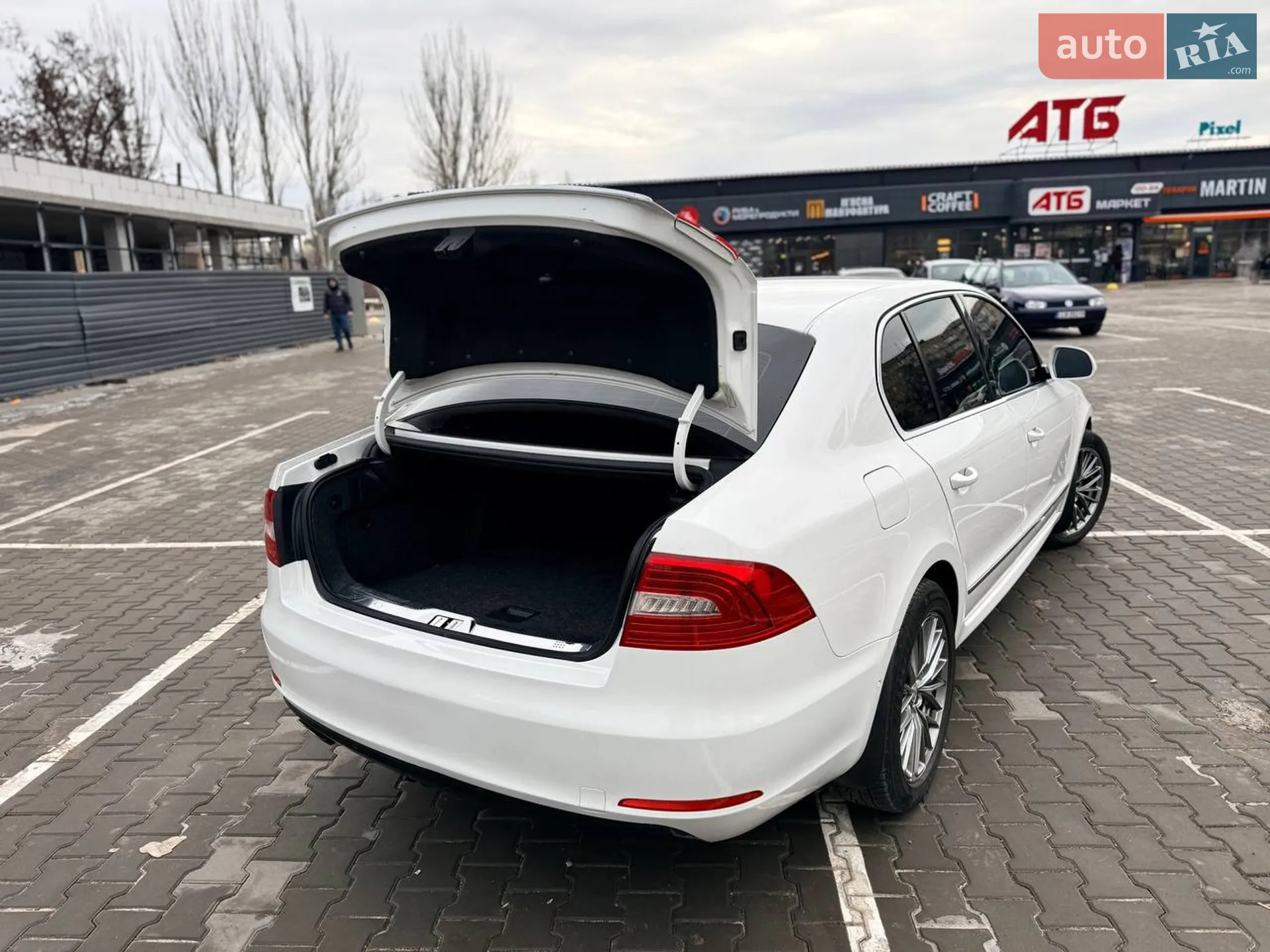 2013 Skoda Superb - мініатюра 6