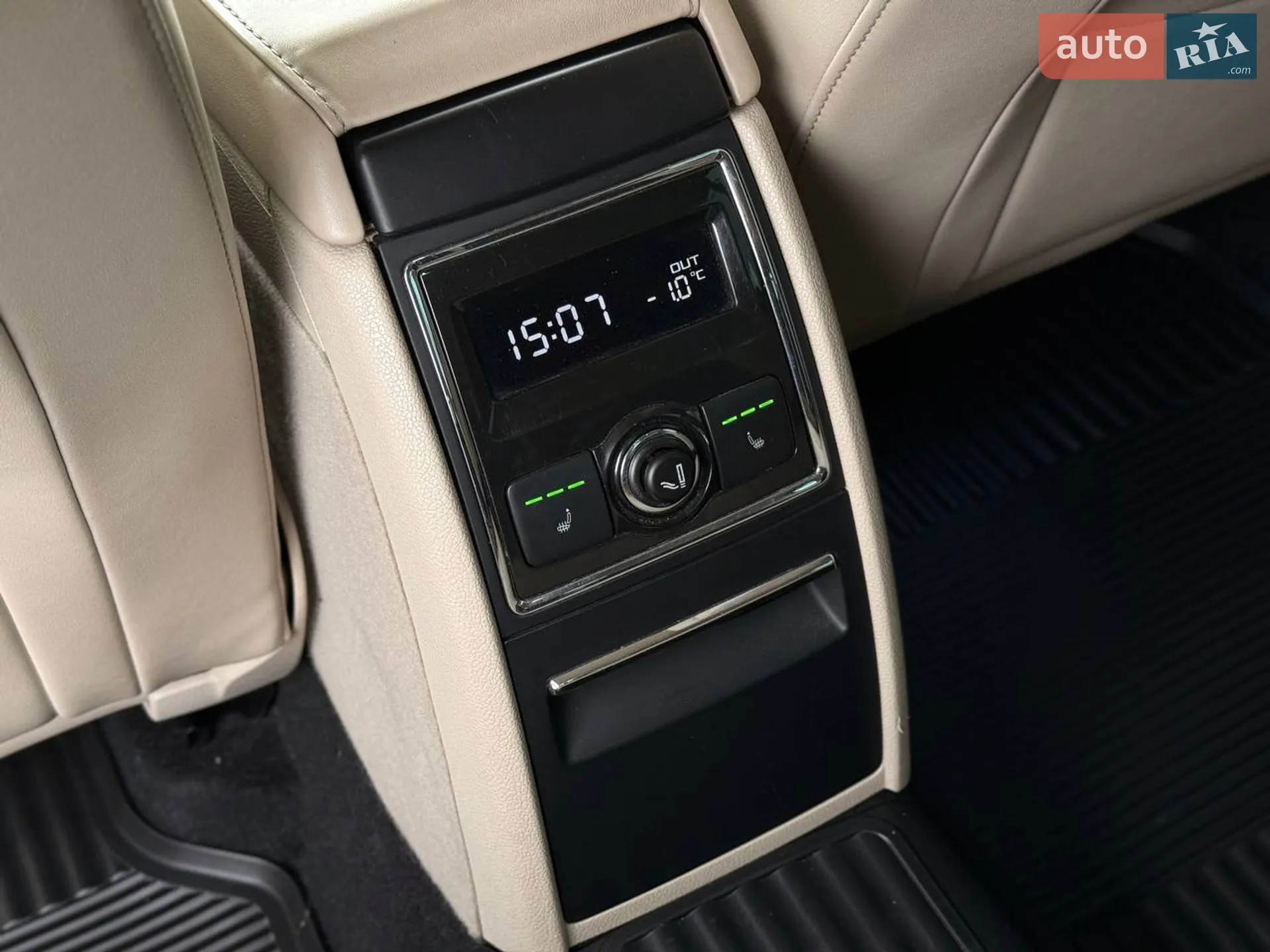 2013 Skoda Superb - мініатюра 15