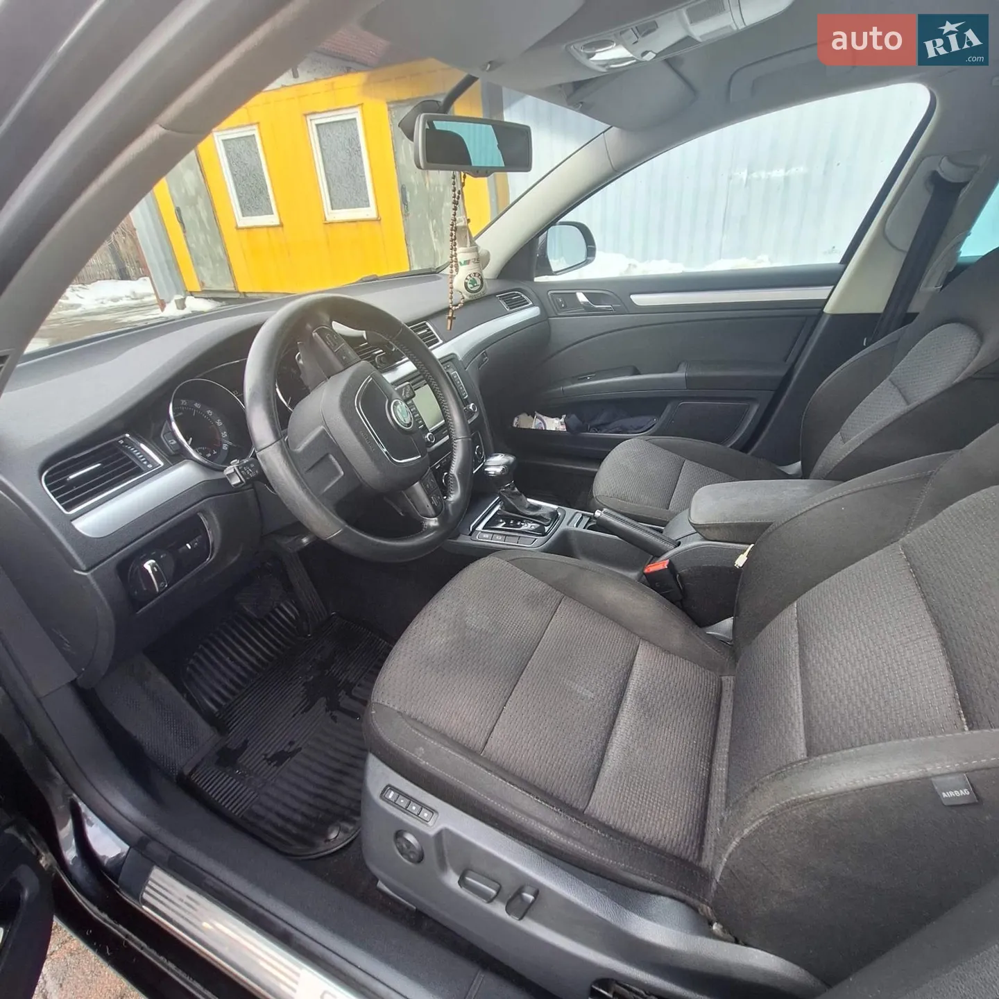 2012 Skoda Superb - мініатюра 3