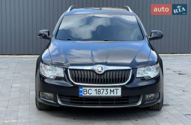 Универсал Skoda Superb 2010 в Староконстантинове