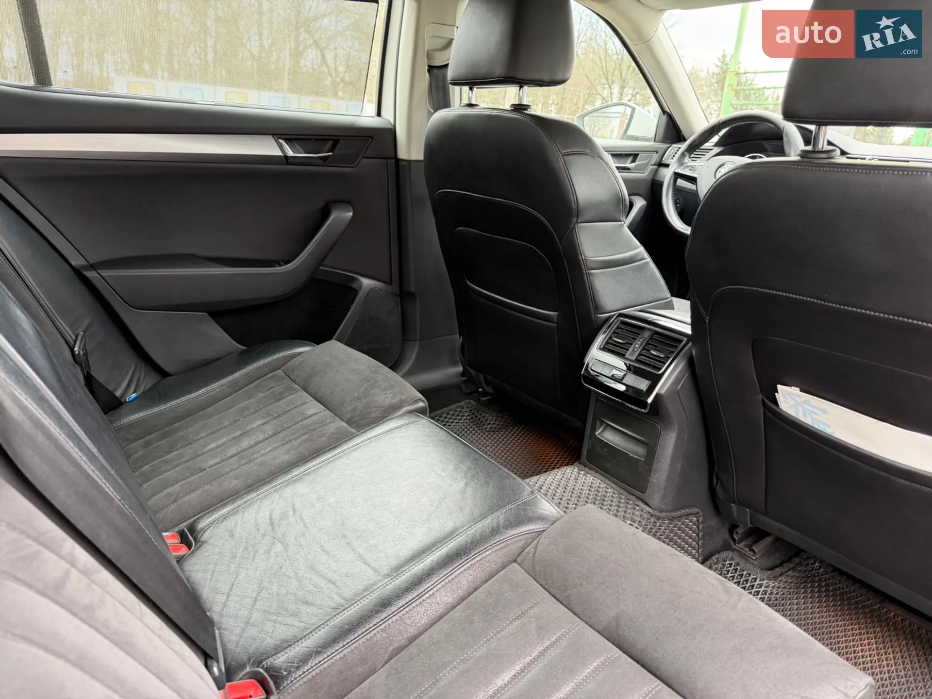 2015 Skoda Superb - мініатюра 18