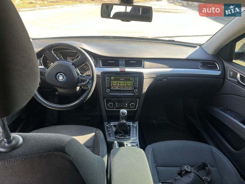 Універсал Skoda Superb 2014 в Києві