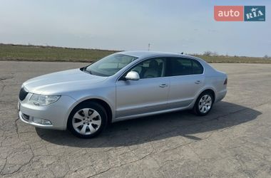 Лифтбек Skoda Superb 2010 в Баре