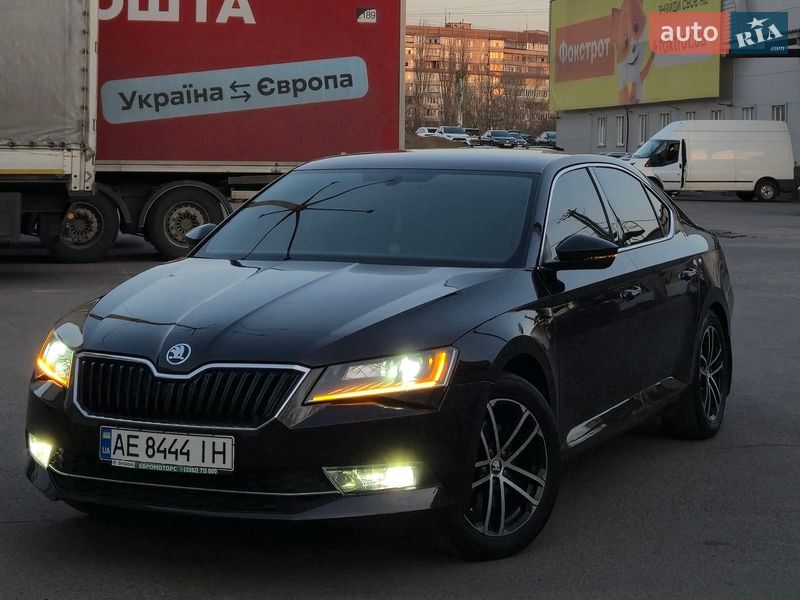 Skoda Superb 2016