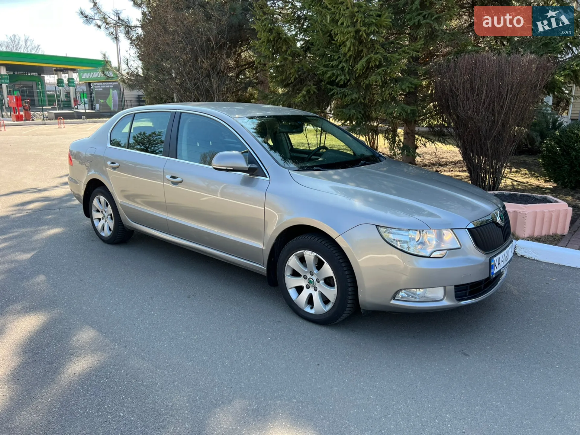2012 Skoda Superb - мініатюра 2