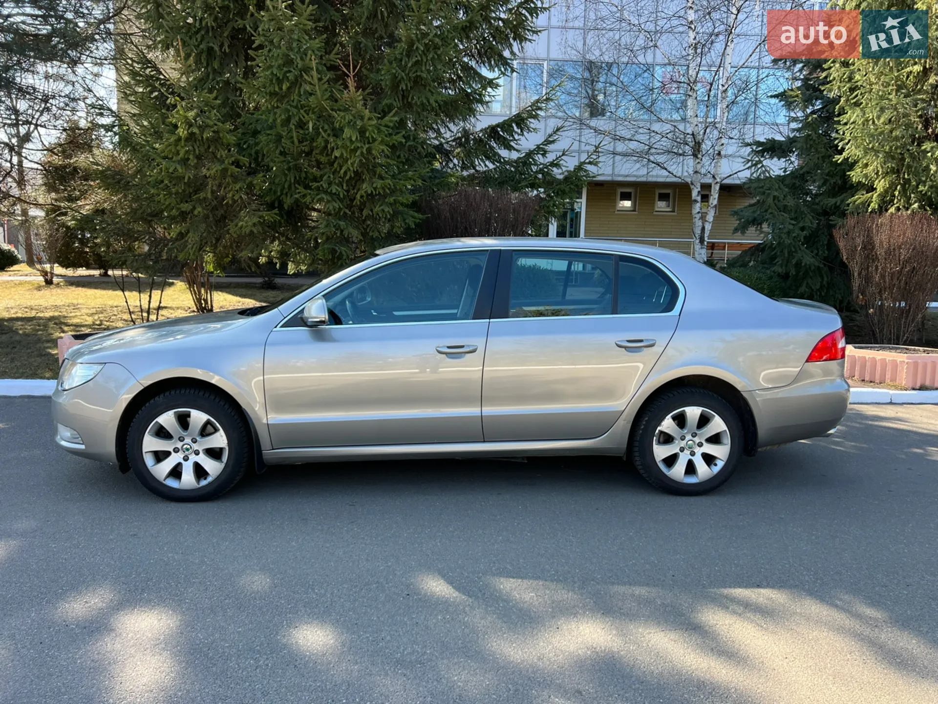 2012 Skoda Superb - мініатюра 6