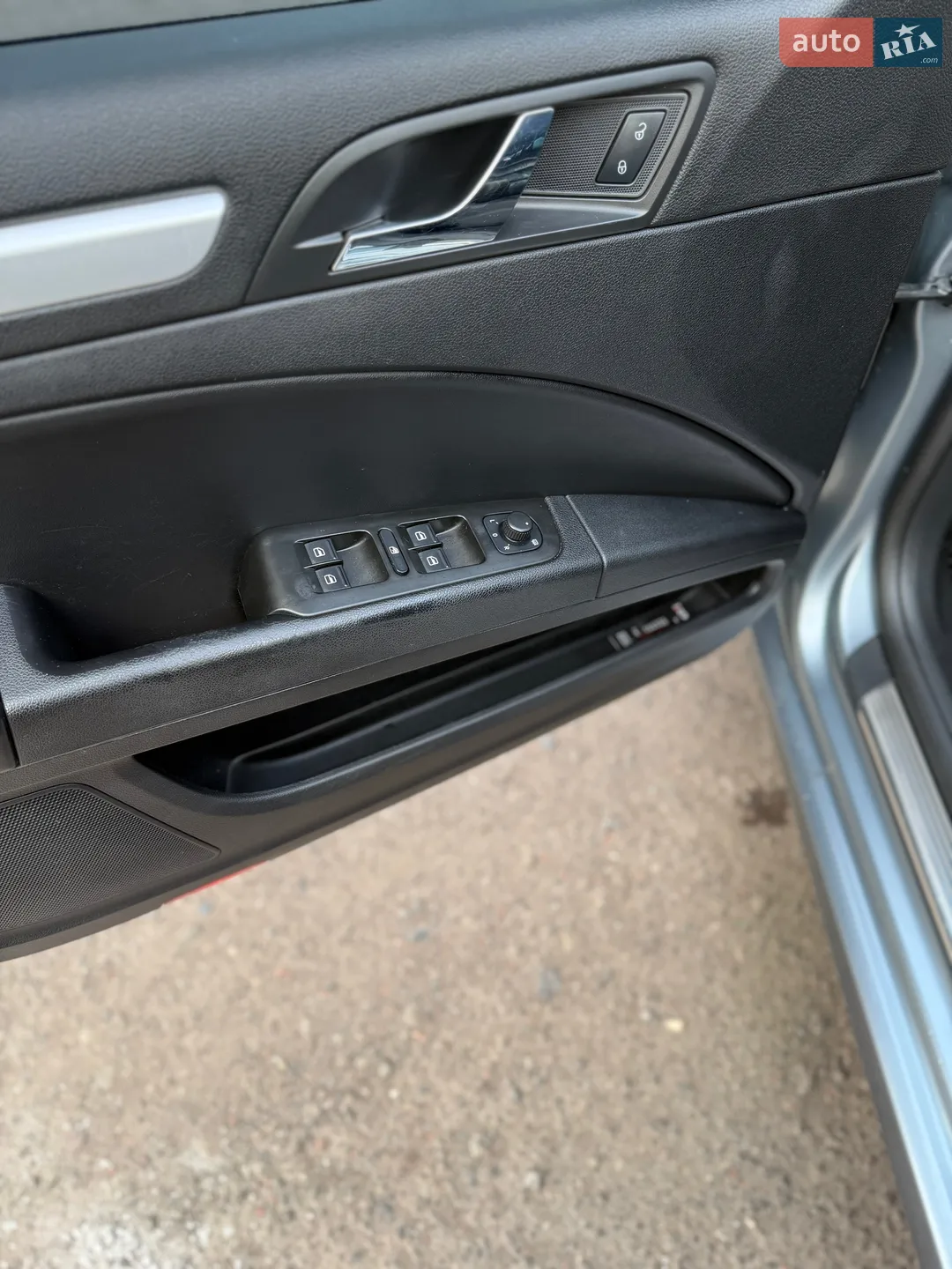 2010 Skoda Superb - мініатюра 21
