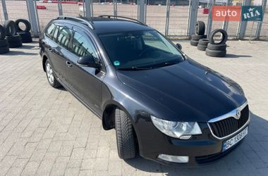 Універсал Skoda Superb 2011 в Львові