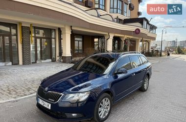 Універсал Skoda Superb 2014 в Києві