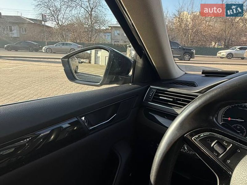 Универсал Skoda Superb 2017 в Киеве