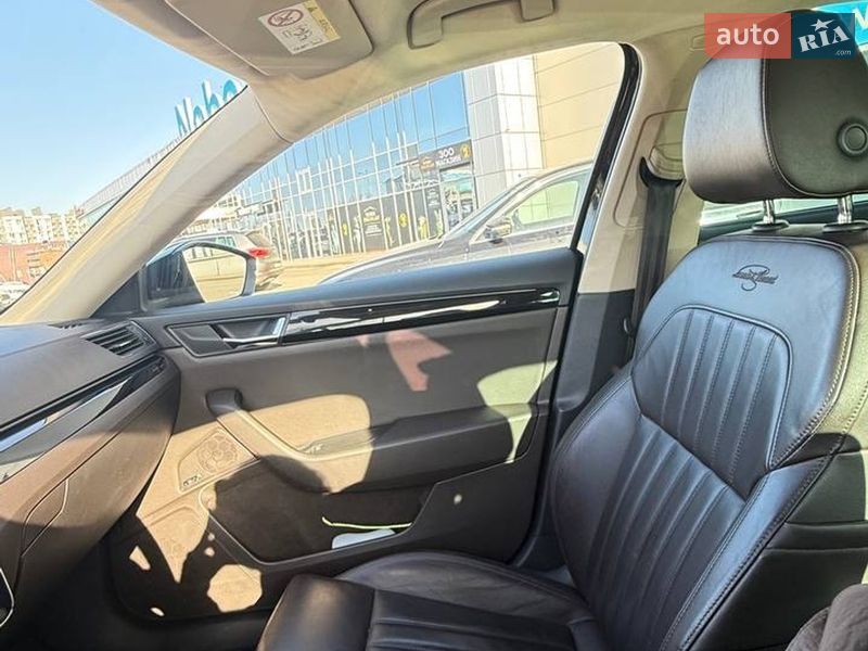 Универсал Skoda Superb 2017 в Киеве