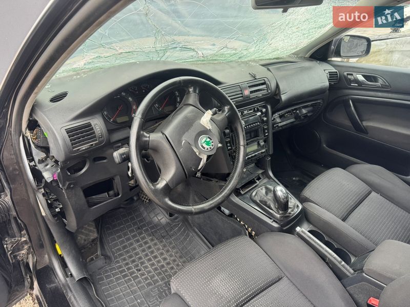 Лифтбек Skoda Superb 2006 в Кропивницком