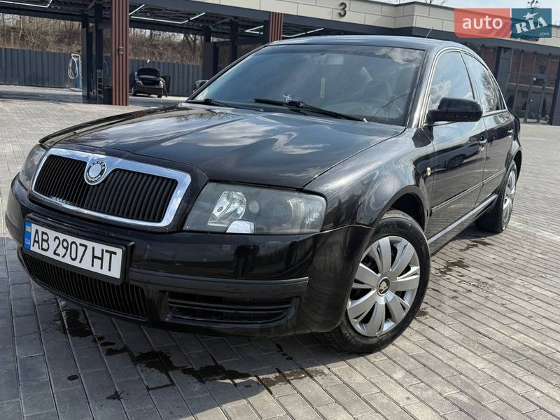 Лифтбек Skoda Superb 2005 в Виннице