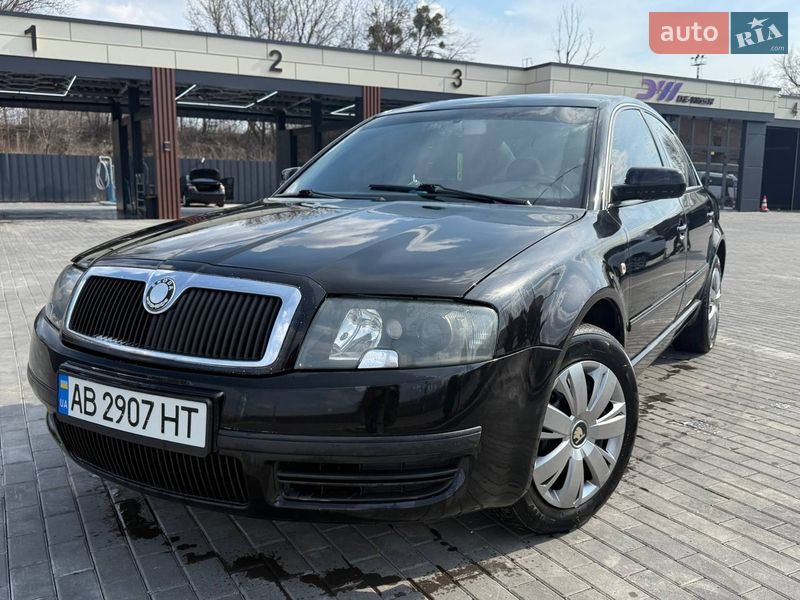 Лифтбек Skoda Superb 2005 в Виннице