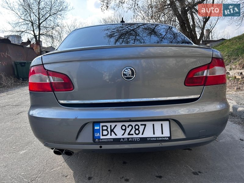 Лифтбек Skoda Superb 2010 в Киеве