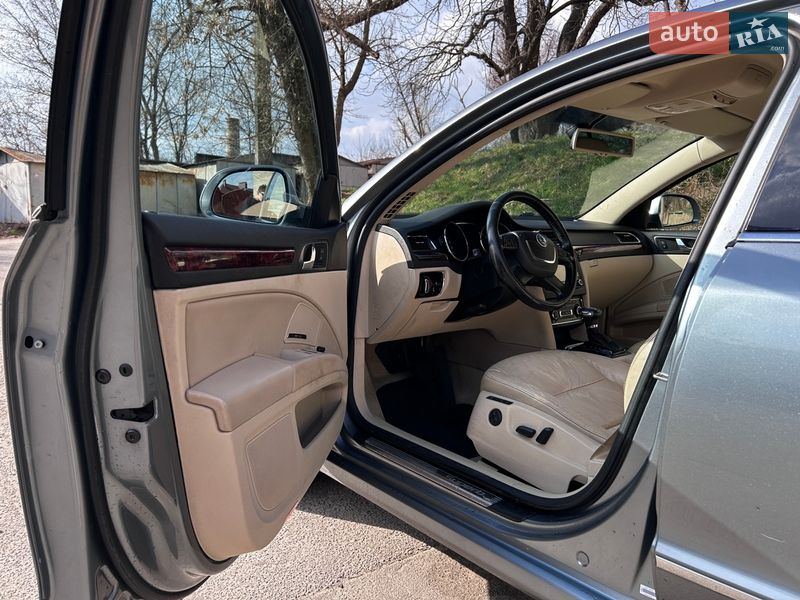 Лифтбек Skoda Superb 2010 в Киеве