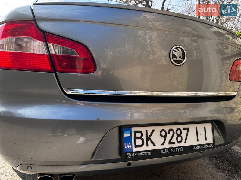 Лифтбек Skoda Superb 2010 в Киеве