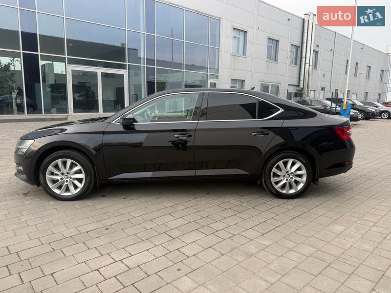 Лифтбек Skoda Superb 2023 в Ивано-Франковске фото 6 Лифтбек Skoda Superb 2023 в Ивано-Франковске