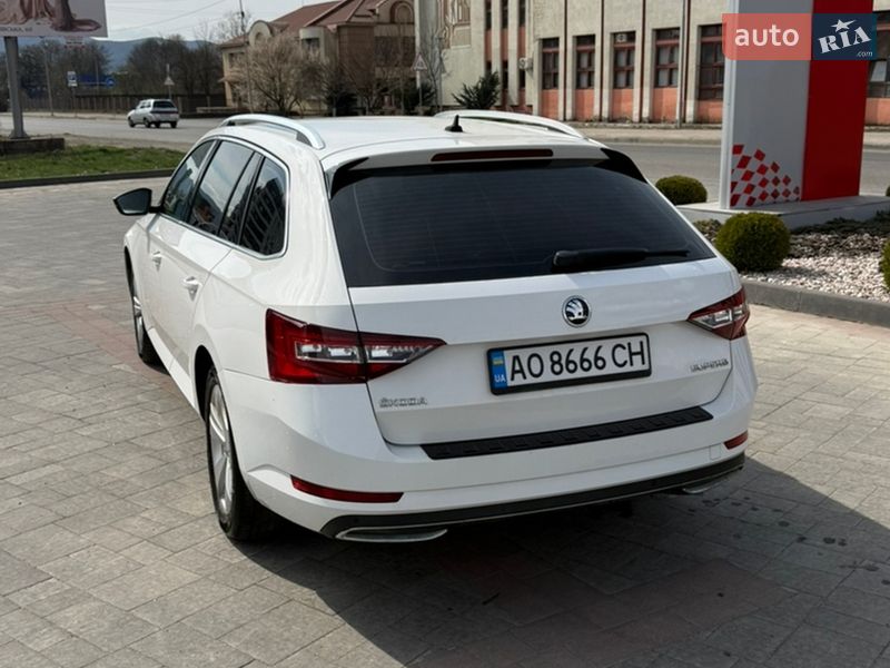 Универсал Skoda Superb 2018 в Хусте