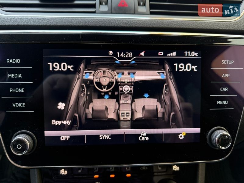 Универсал Skoda Superb 2018 в Хусте