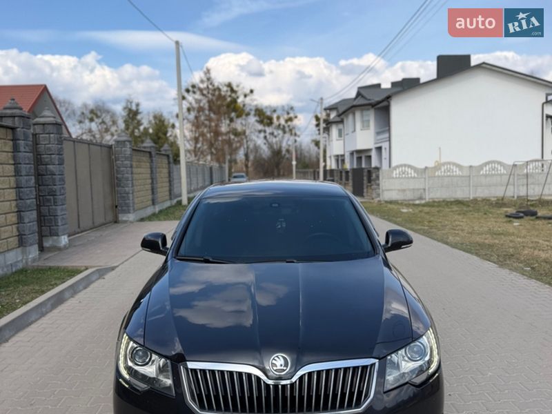 Лифтбек Skoda Superb 2014 в Ровно