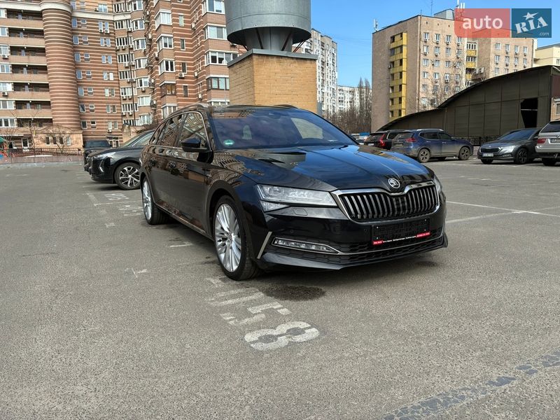 Универсал Skoda Superb 2022 в Киеве