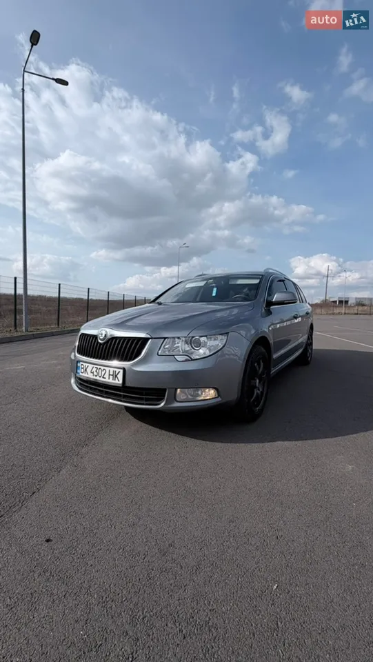 2011 Skoda Superb - мініатюра 13