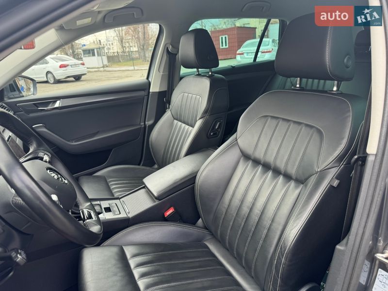 Универсал Skoda Superb 2022 в Киеве