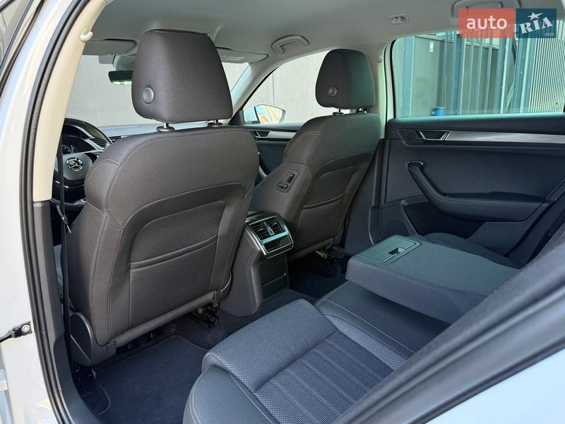 Универсал Skoda Superb 2021 в Киеве фото 77 Универсал Skoda Superb 2021 в Киеве