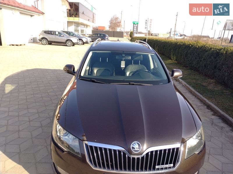Универсал Skoda Superb 2015 в Снятине