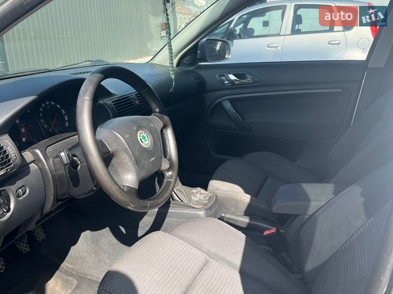 Лифтбек Skoda Superb 2006 в Ивано-Франковске фото 8 Лифтбек Skoda Superb 2006 в Ивано-Франковске