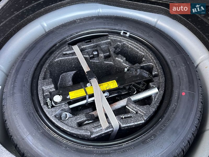 Универсал Skoda Superb 2011 в Луцке фото 24 Универсал Skoda Superb 2011 в Луцке