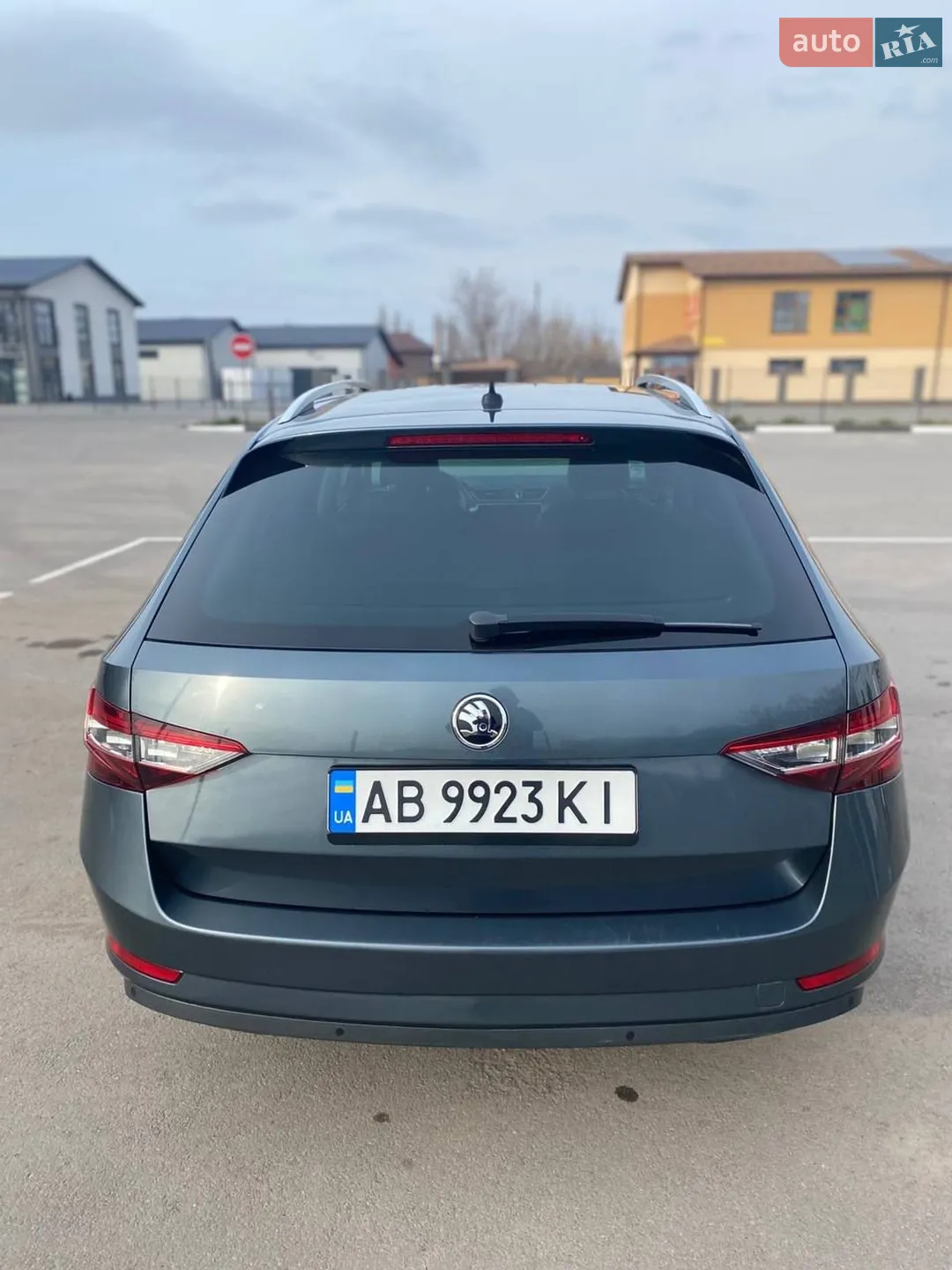 2019 Skoda Superb - мініатюра 8