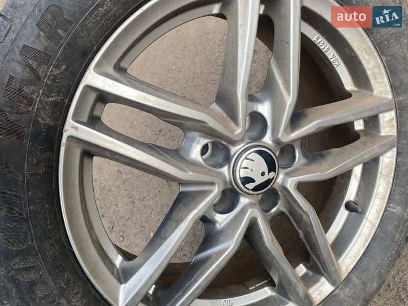 Универсал Skoda Superb 2019 в Казатине