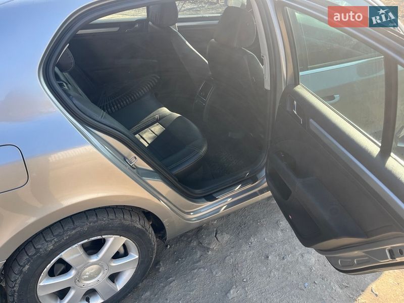 Лифтбек Skoda Superb 2008 в Ставище