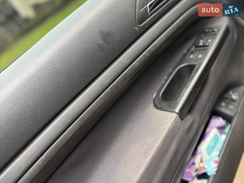 Лифтбек Skoda Superb 2004 в Хороле фото 6 Лифтбек Skoda Superb 2004 в Хороле