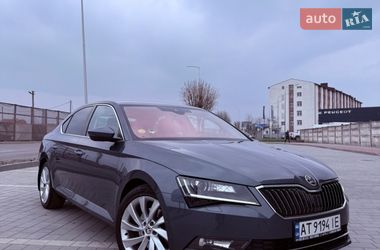 Лифтбек Skoda Superb 2017 в Ивано-Франковске
