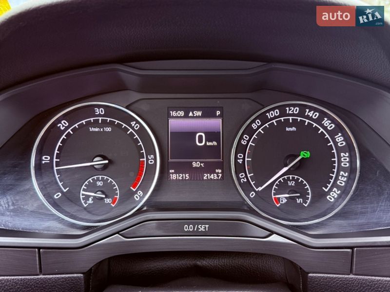 Лифтбек Skoda Superb 2017 в Ивано-Франковске