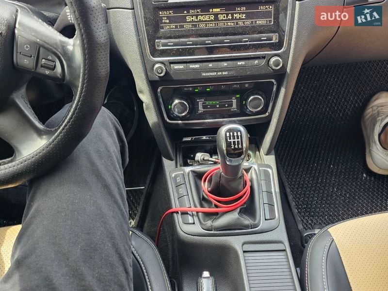 Ліфтбек Skoda Superb 2010 в Львові