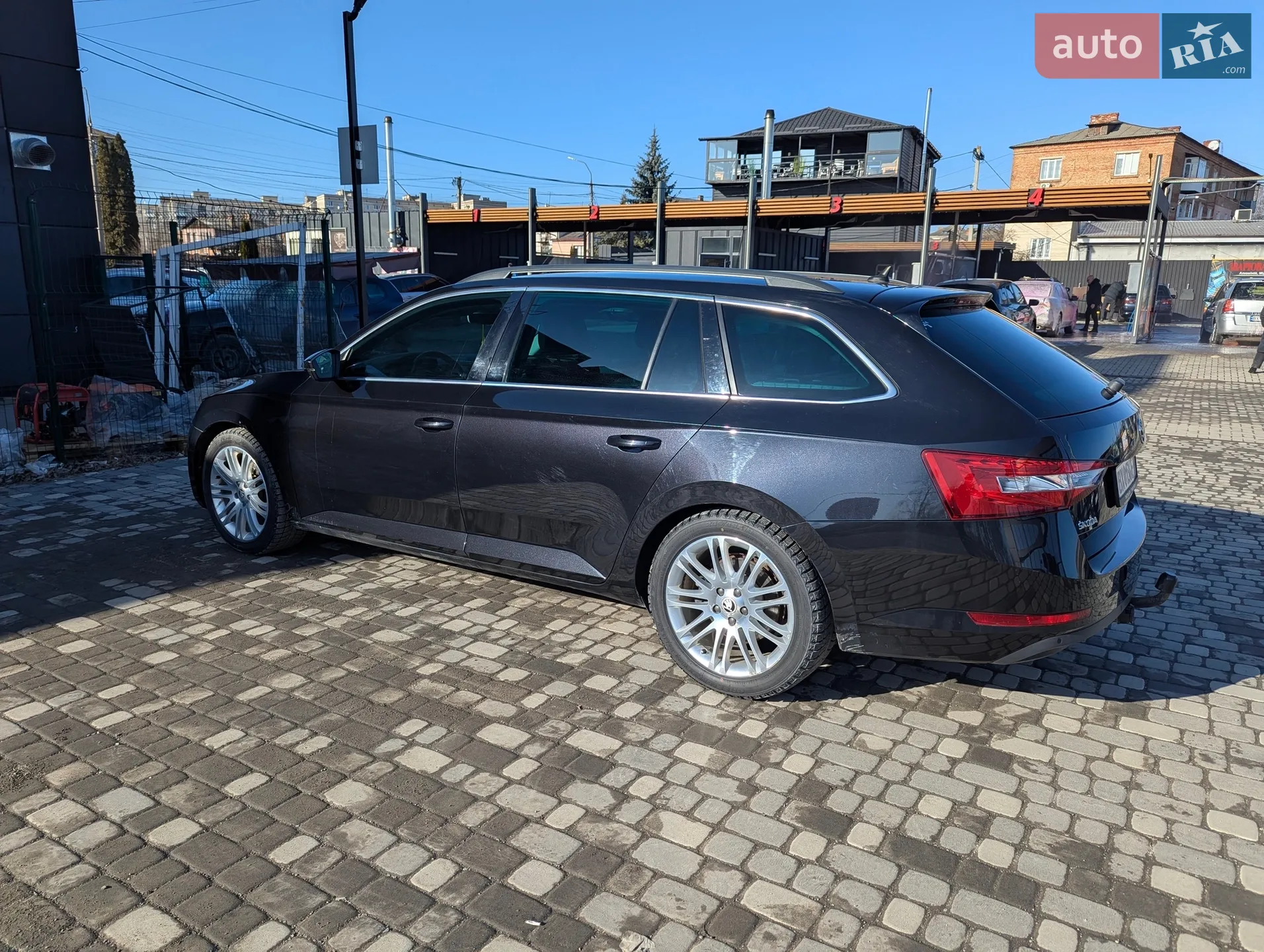 2016 Skoda Superb - мініатюра 18