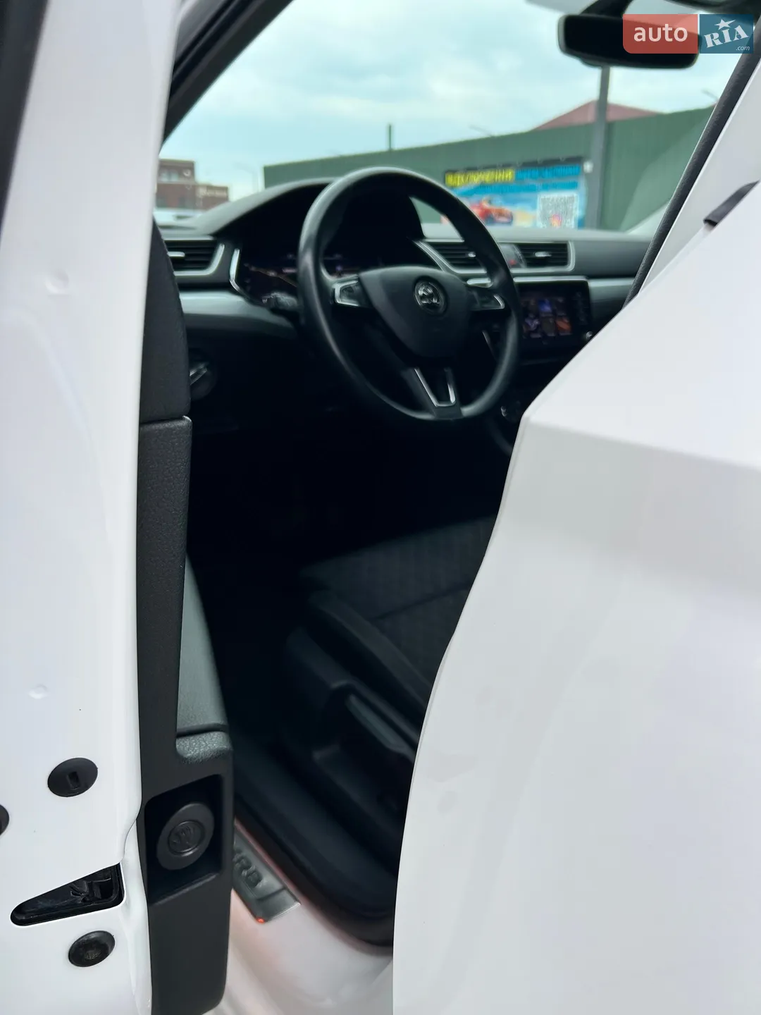 2020 Skoda Superb - мініатюра 9