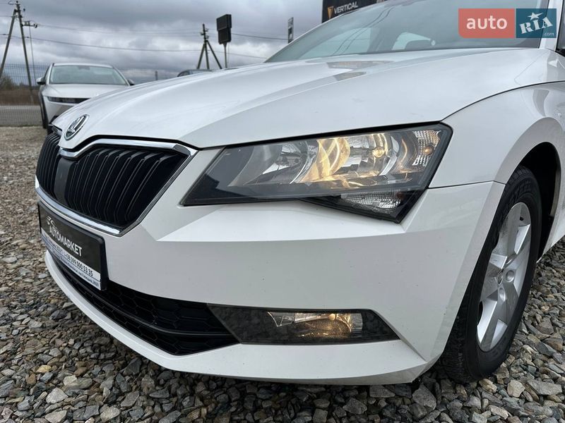 Універсал Skoda Superb 2016 в Івано-Франківську