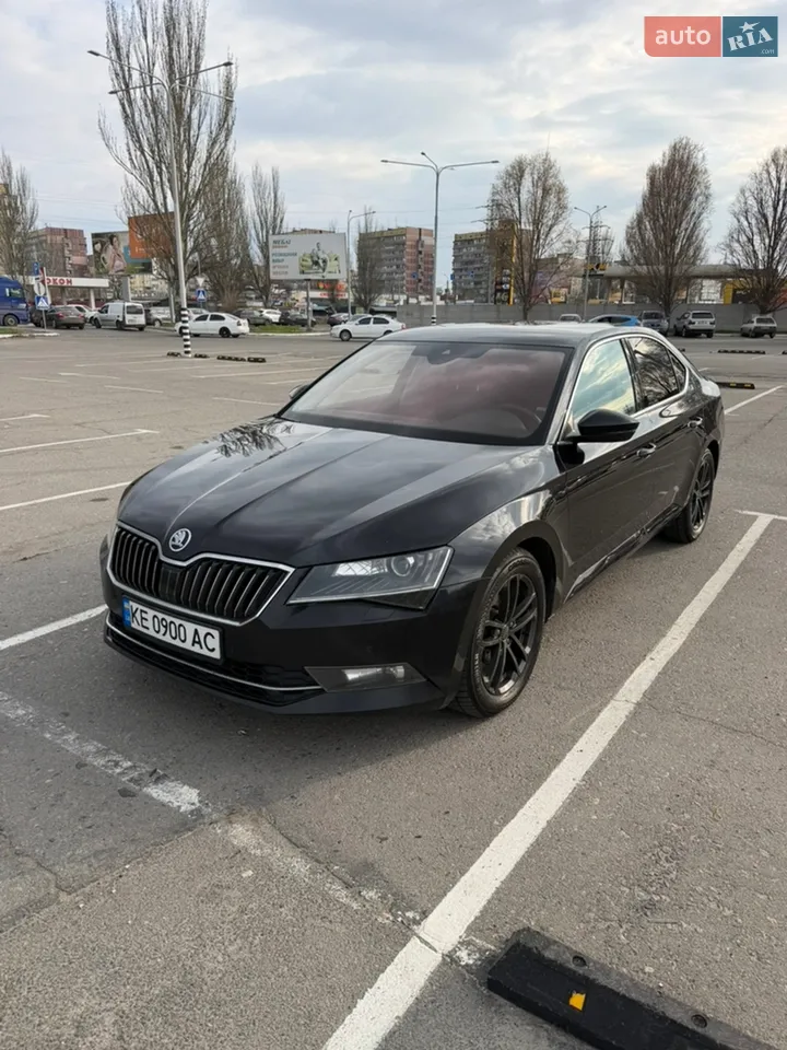 2016 Skoda Superb - мініатюра 14