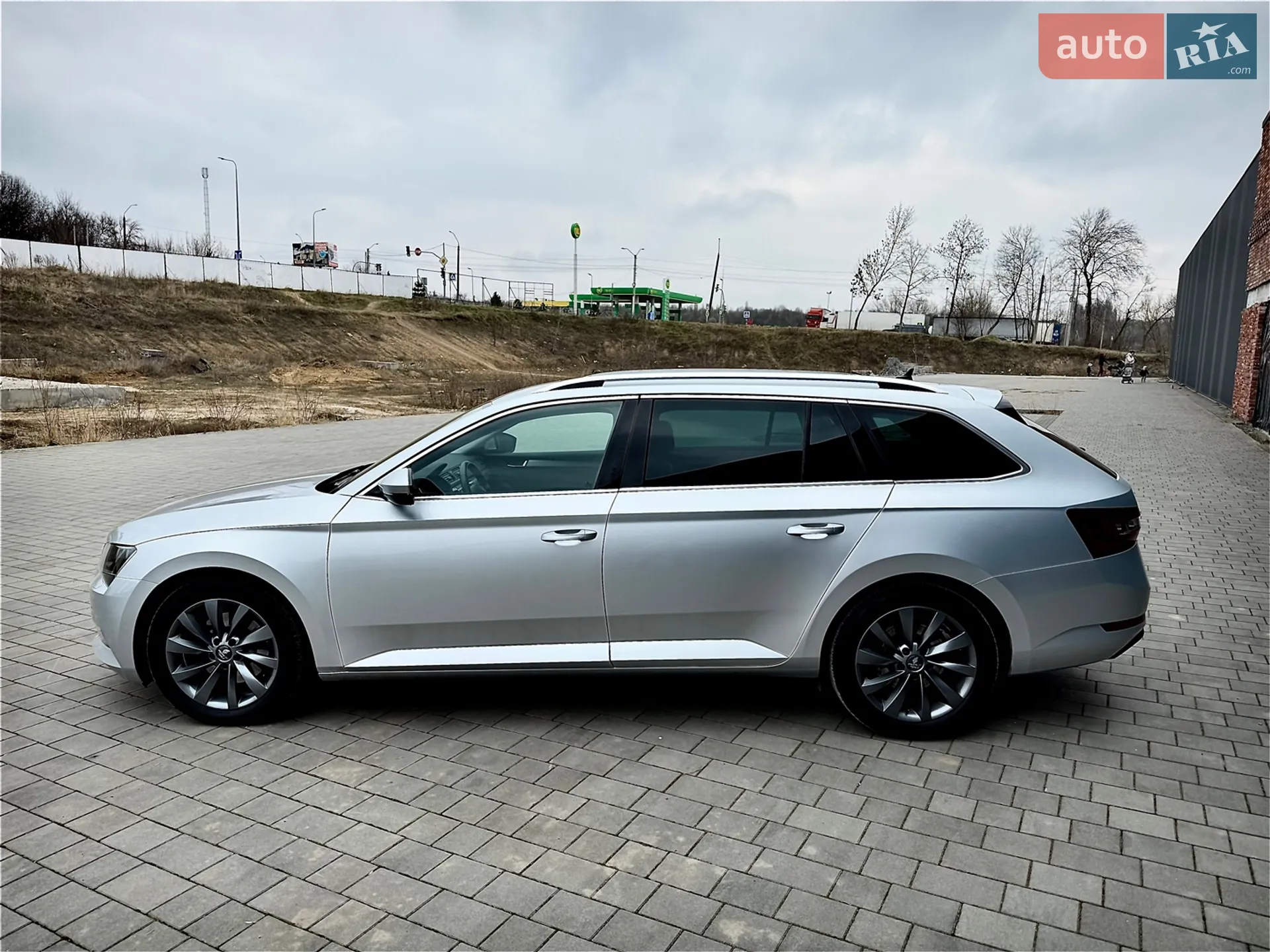 2017 Skoda Superb - мініатюра 6